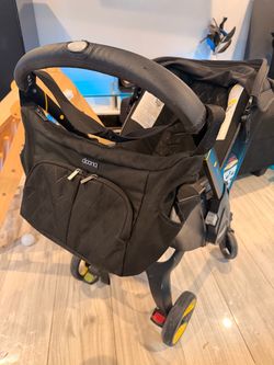 Doona stroller Midnight edition