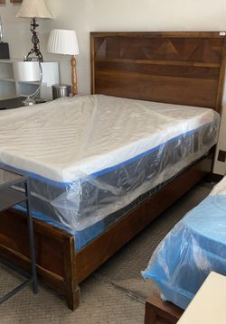 Queen Size Bed with Mattress Cama Completa