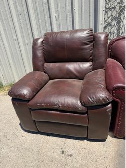 FREE  reclining sofa chair