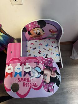 Minnie Mouse Seats