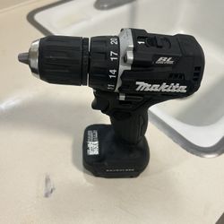 18v Makita Drill