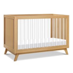 BRAND NEW DaVinci 3 In 1 Crib 
