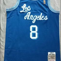 Kobe Bryant Los Angeles Lakers Jersey Size XL 