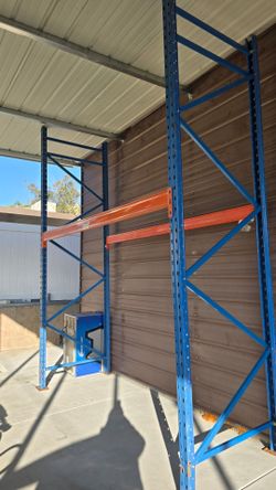 Pallets racks