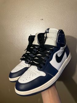 Jordan 1 midnight navy size 12