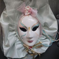 Mardi Gras Mask Decoration 