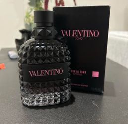 Valetino Born in Roma