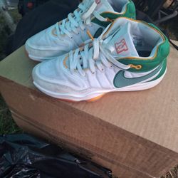 Nike G.T. Hustle 2 Men's Basketball Shoes