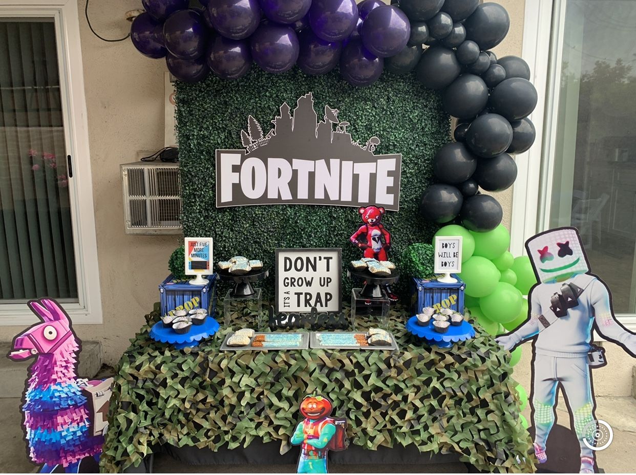 Fortnite/fortniteparty/fortnite decor/fortnite desser table/kids party/fortnite