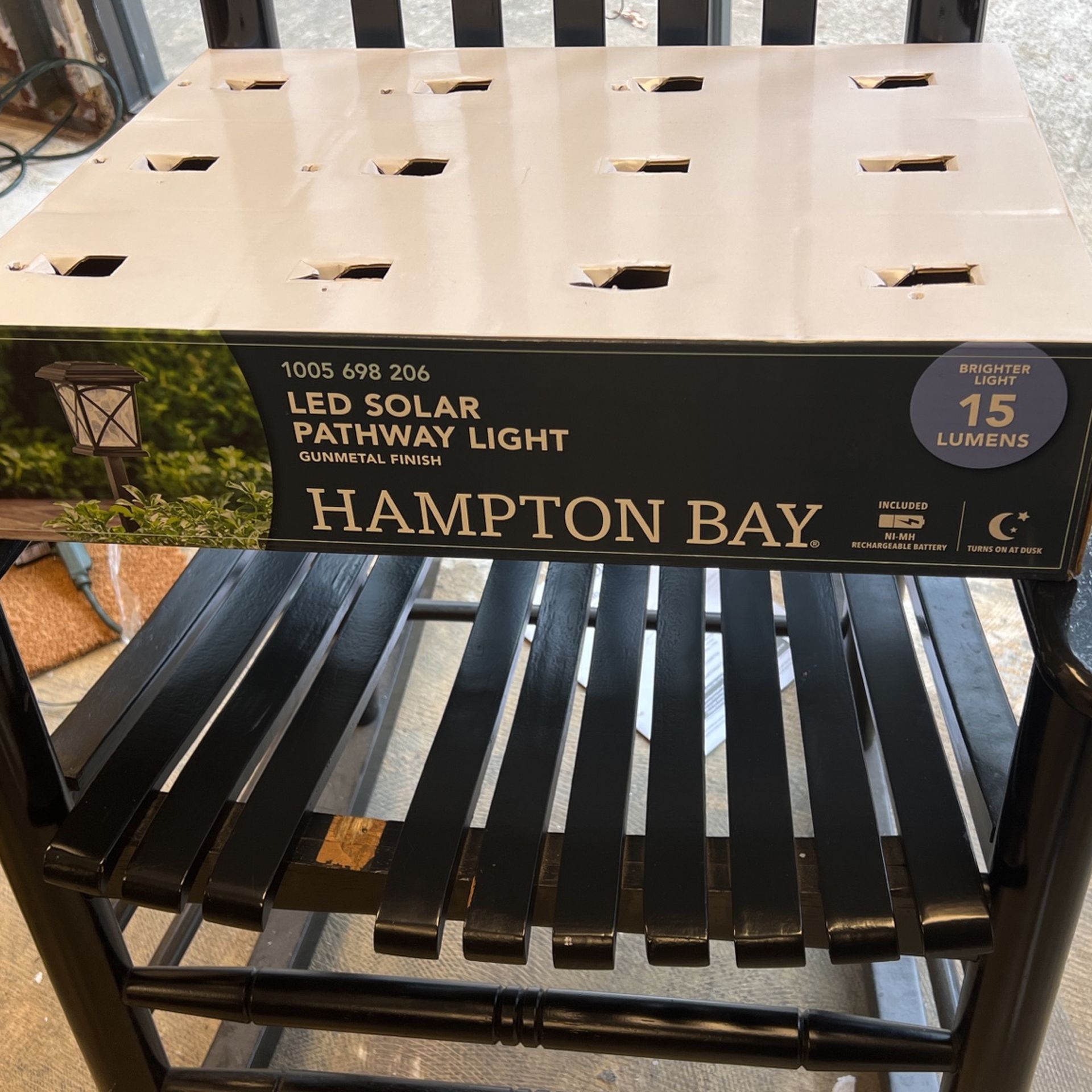 Hampton Bay Solar No Voltage 15 Lumens Matte Gunmetal Outdoor Integrated LED Path Light; Weather/Water/Rust Resistant