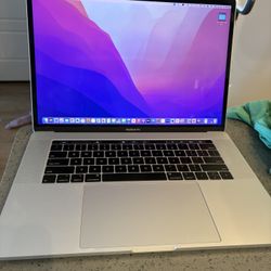 MacBook Pro 2019 15 Inch