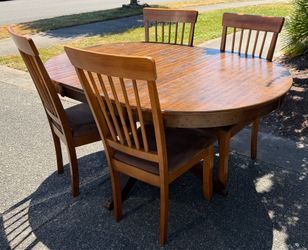 *FREE* solid wood dining table with optional leaf and 4 chairs