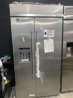 Kitchen aid 42” built in refrigerator in stainless steel new open box