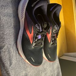 Men’s Brooks Running Shoes 
