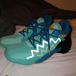 Donovan Issue #2 Adidas Avatar ACID MINT