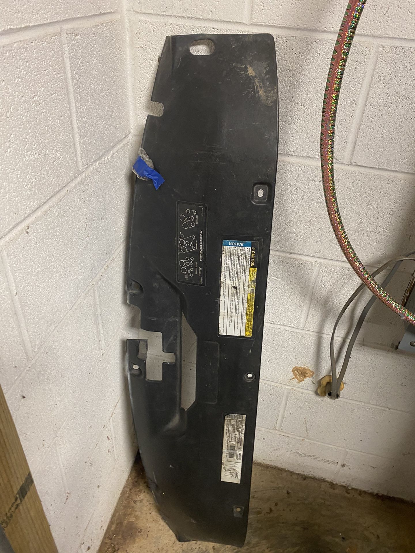 2002 Silverado 1500 Radiator Wind Deflector