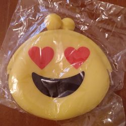 NEW in Package Women's Girl's Soft Silicone Cute Emoji Hasp Clutch Wallet Coin Key  Card Change Tote