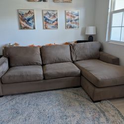 Sofa / Couch