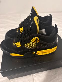 Jordan 4 Yellow thunder
