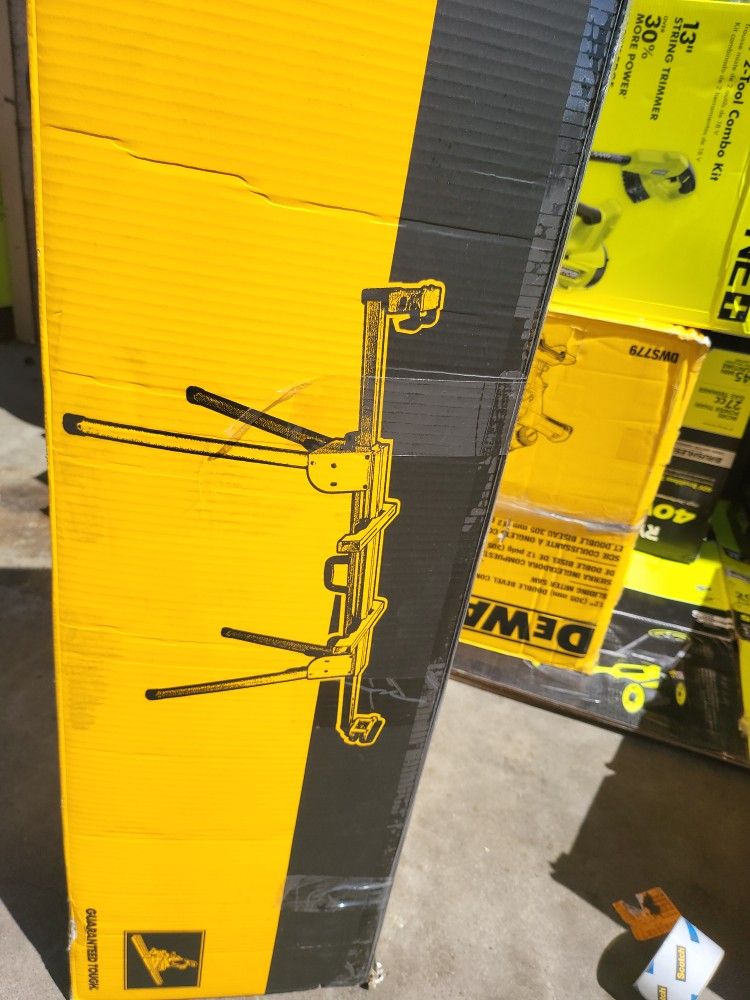 DEWALT
29.8 lbs. Compact Miter Saw Stand with 500 lbs. Capacity