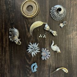 Broaches