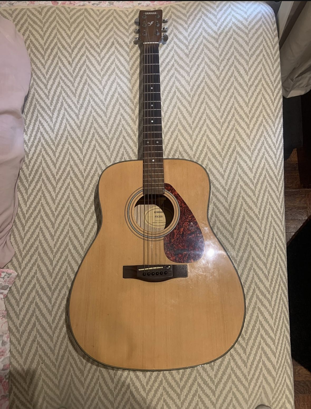 Yamaha FX325A