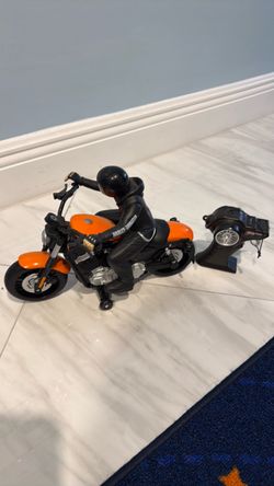 Harley-Davidson RC Motorcycle Toy with Remote