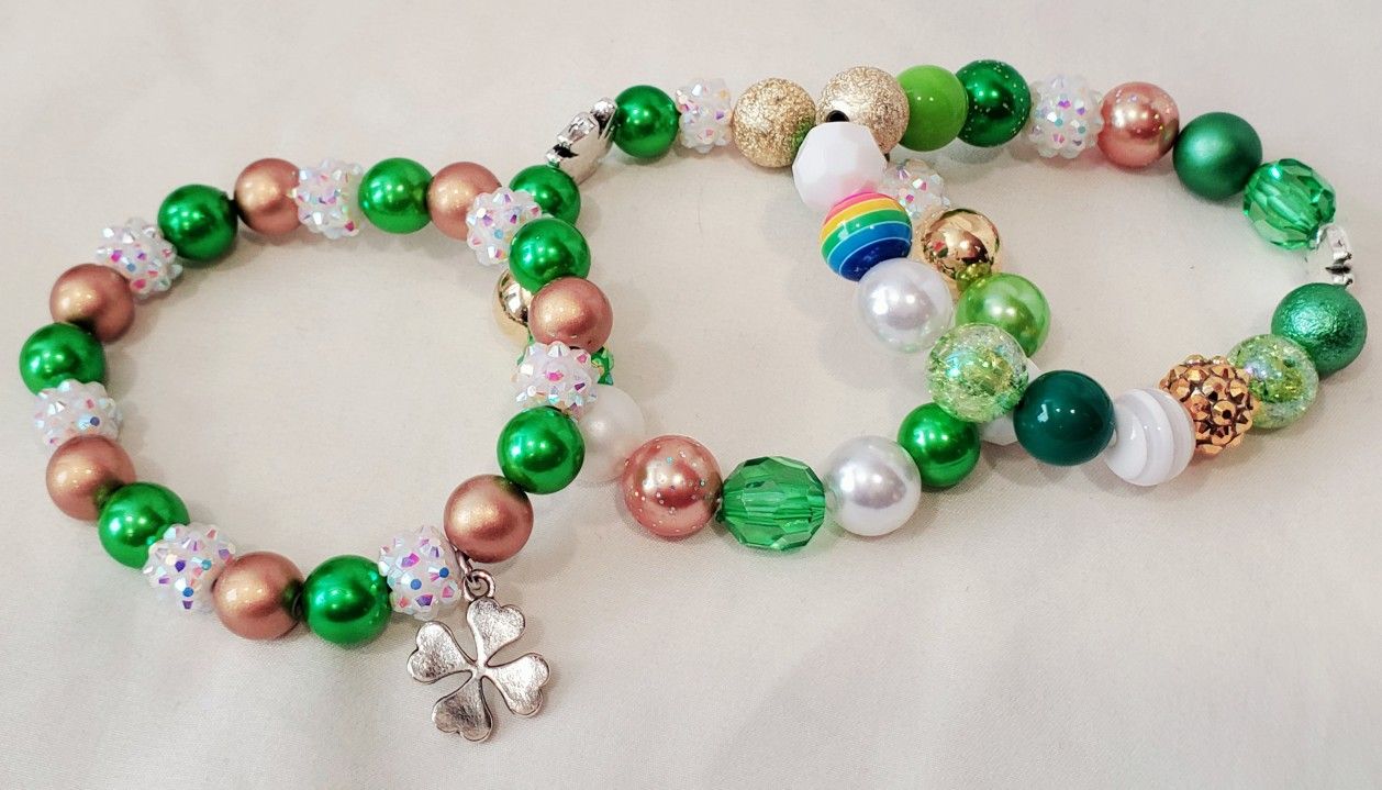 Cute Saint Patrick's Day stretch bracelets