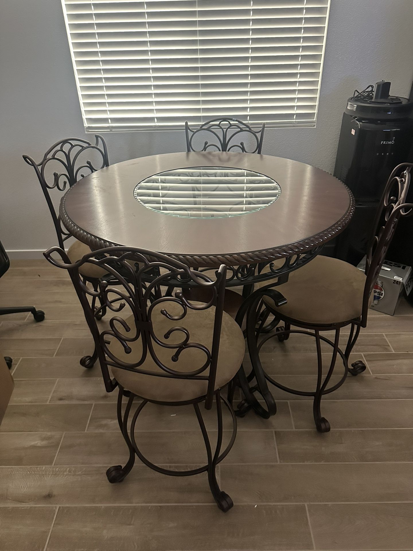 Dining Table $100
