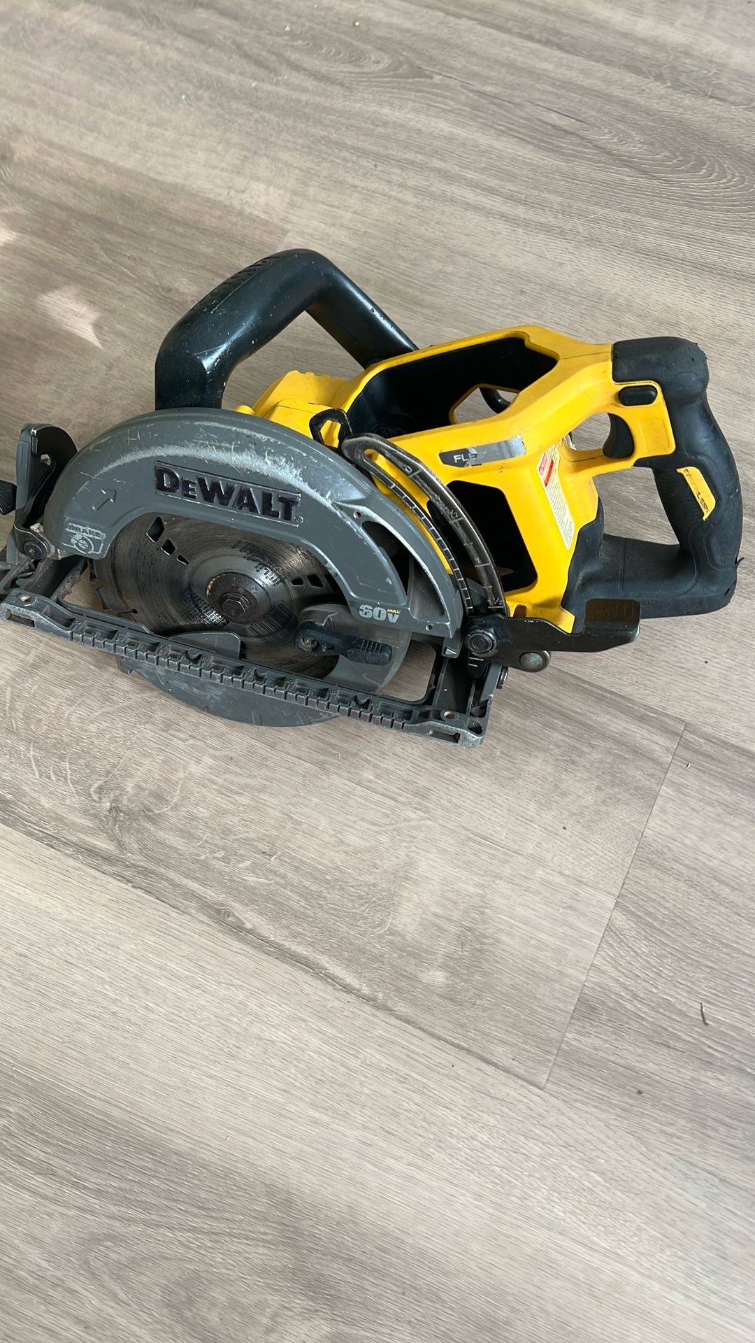 Dewalt Saw. 7 1/4 Model. DCS577 Used. Tool Only
