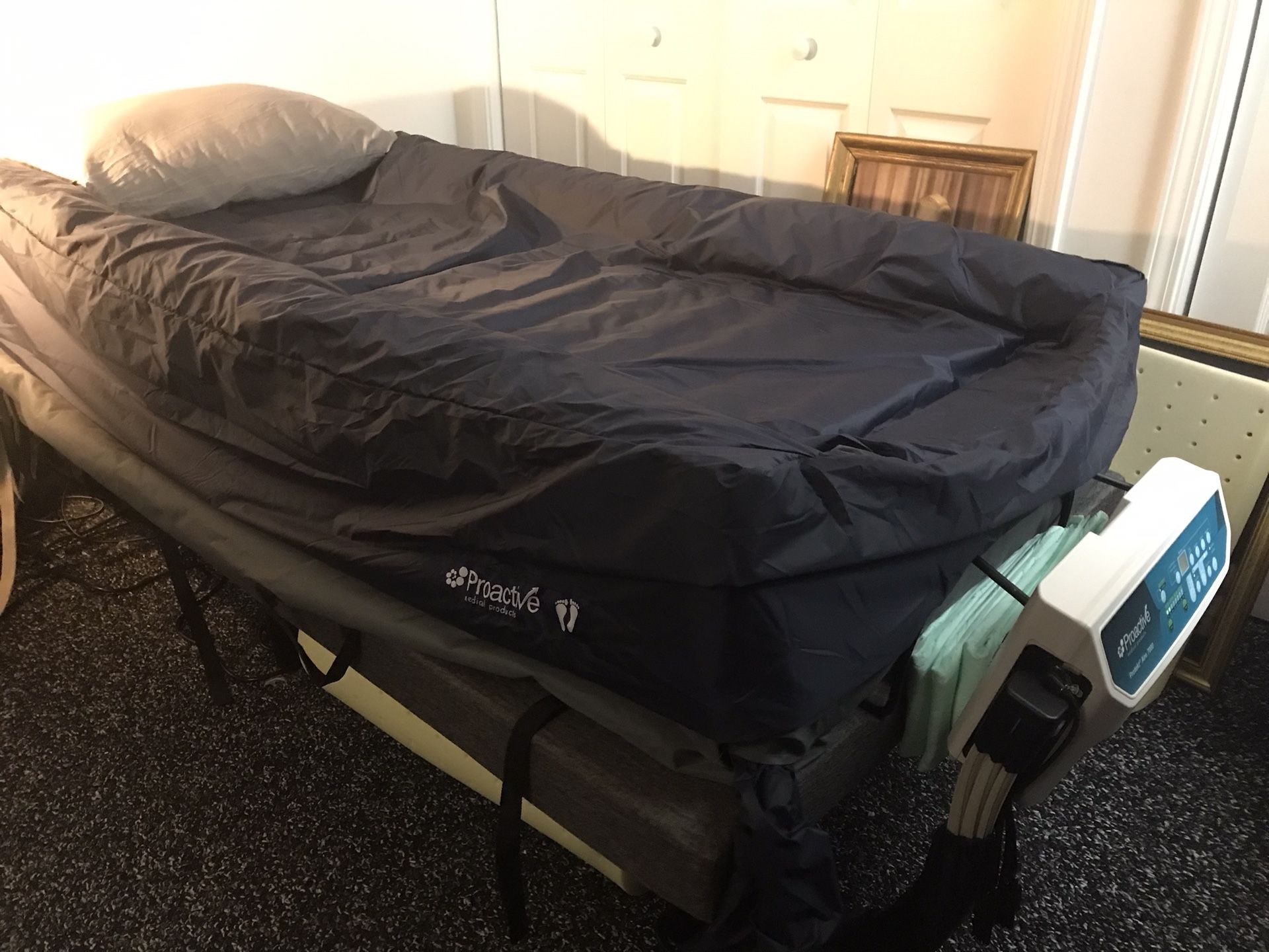 Proactive Medical Hospital Grade automated Selectable Pressure Relief Bed , With Lateral Rotating Air Mattress For Disabled / Bedridden/ Elderly