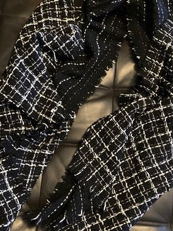 Dolce Cabo Fringe Scarf Black And white 