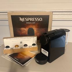 Nespresso Essenza Mini by De'Longhi