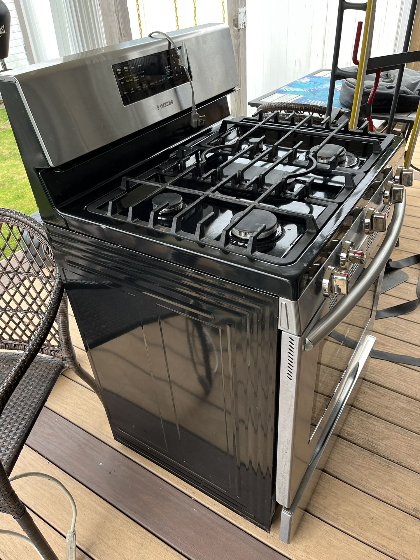 Samsung Freestanding Gas Range for Sale in WA OfferUp