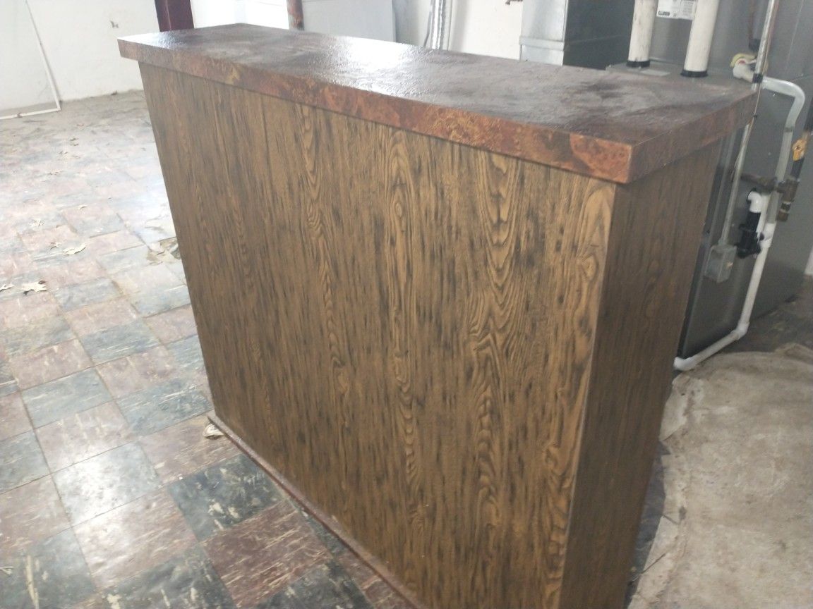 Bar Table