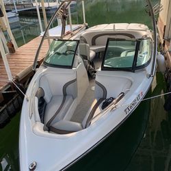 Ski Boat - Sanger V237 Black Scorpion