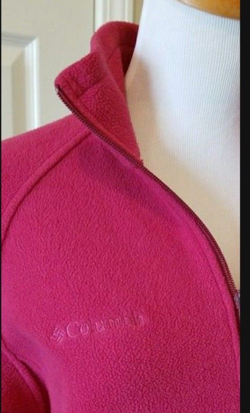 Women's Pink Columbia Long Sleeved Medium Jacket