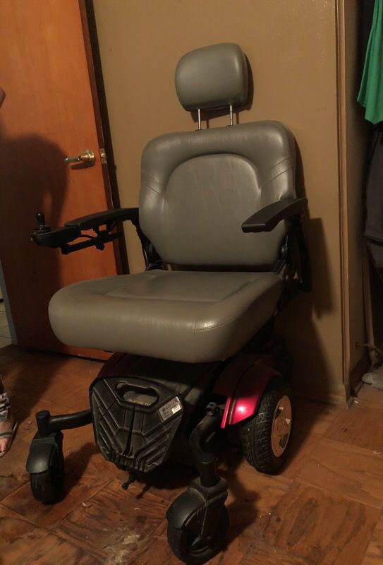 Elec wheelchair