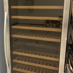 Wine Cooler/ Refrigerator 