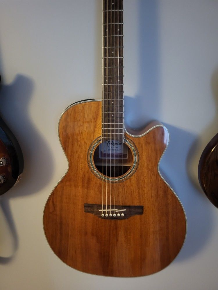Takamine Mini Jumbo Natural Koa Hawaiian Wood