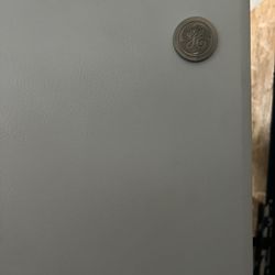 GE Refrigerator 