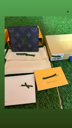 Desginer black wallet