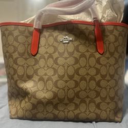 Coach Sig City Tote