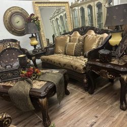 Beautiful Living Room Set 