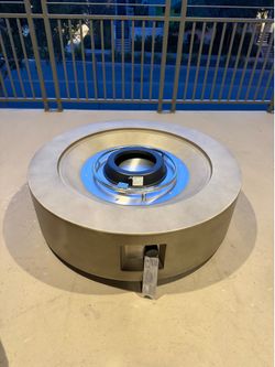 Outdoor Propane Fire Pit (40.9” diameter, never used)