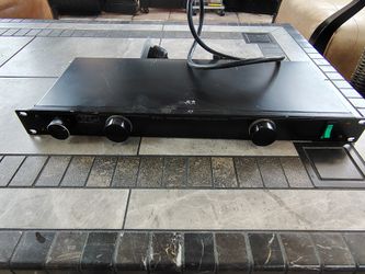 Juice Goose 8 Outlets 8.0L Power Conditioner