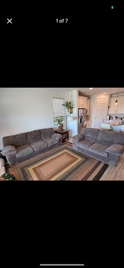 Couch set
