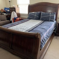 Solid Wood Bedroom Set