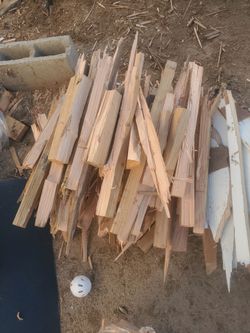 OUTSIDE FIREWOOD..BIG BLACK BAG FULL 10 DOLLARS..PICK UP IN BLOOMINGTON..PRETTY HEAVY...FOR PARTY FIREWOOD...CHECK OUT MY PAGE FOR MORE ✔️ ✅️