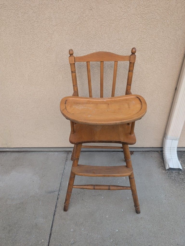 Kid's Wood High Chair